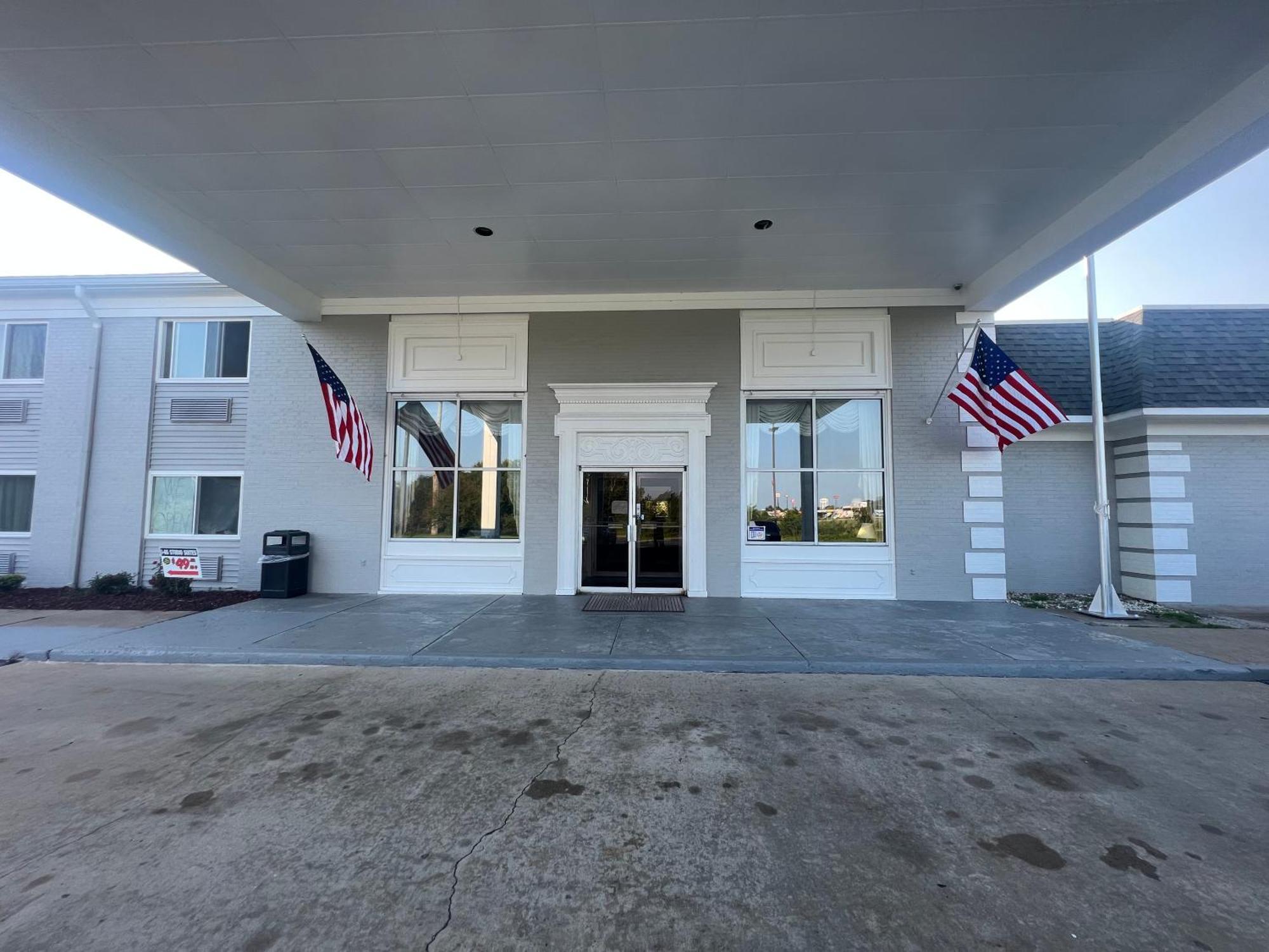 I65 Studio Suites Scottsburg Eksteriør bilde