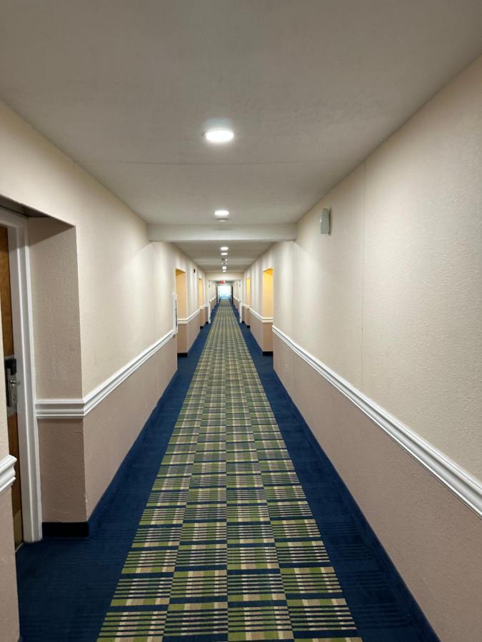 I65 Studio Suites Scottsburg Eksteriør bilde