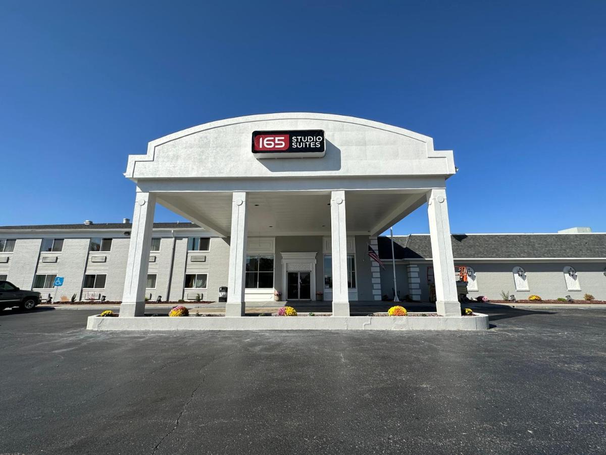 I65 Studio Suites Scottsburg Eksteriør bilde