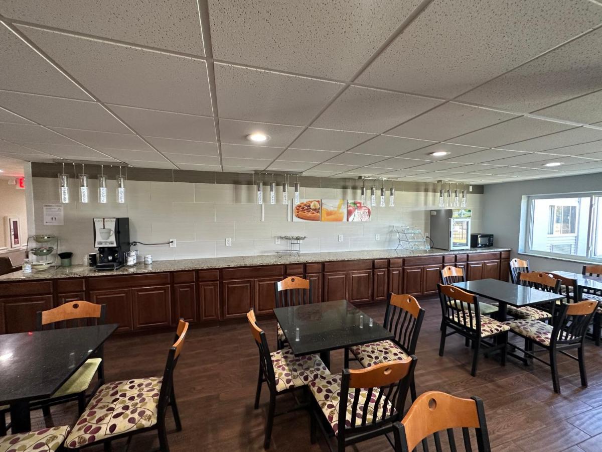I65 Studio Suites Scottsburg Eksteriør bilde