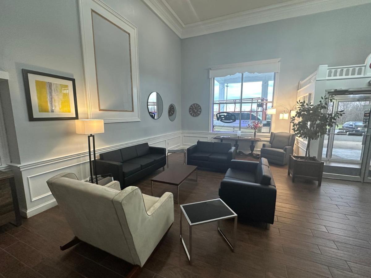 I65 Studio Suites Scottsburg Eksteriør bilde